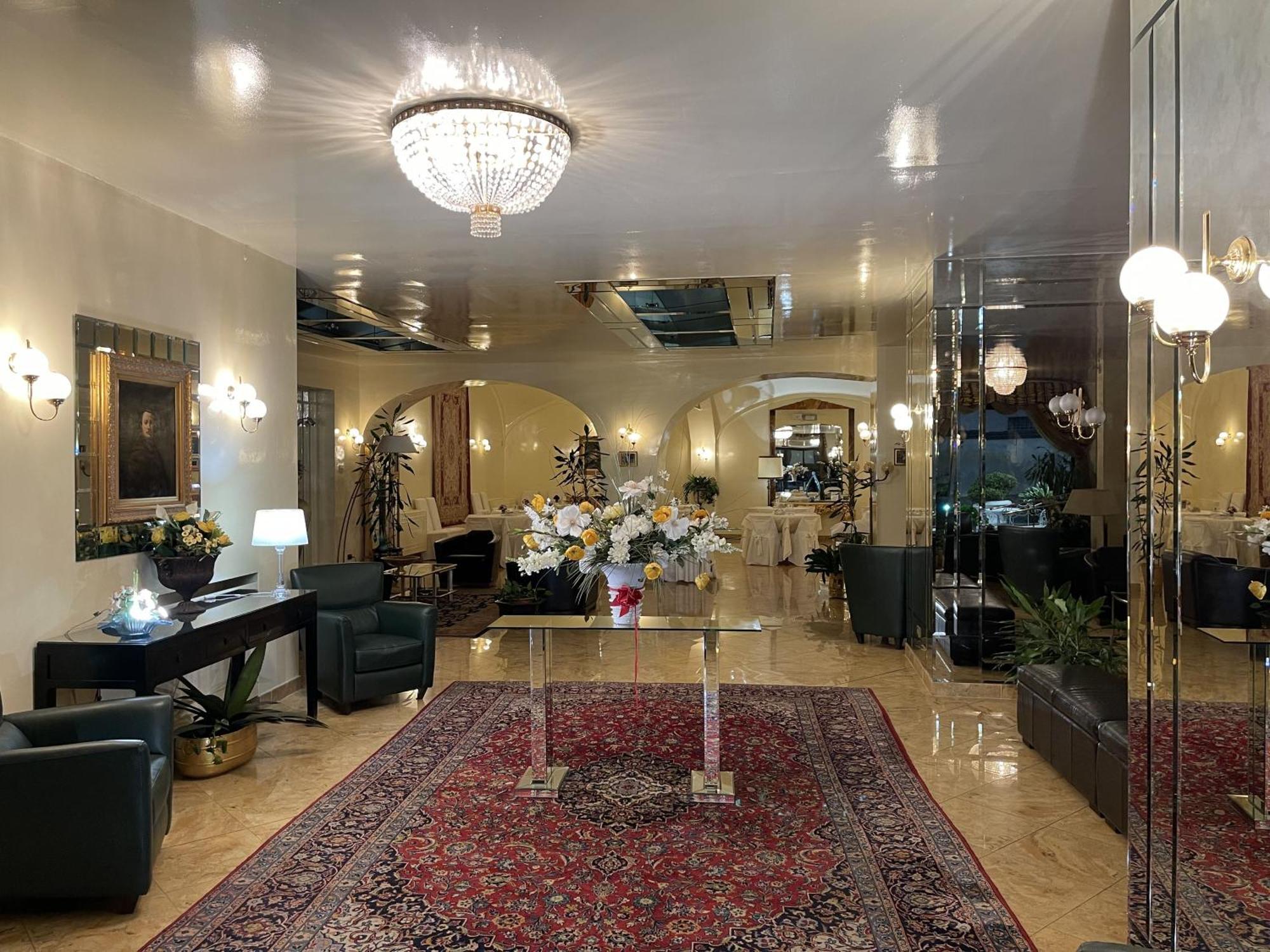Europa Fiera Rho Hotel Bagian luar foto