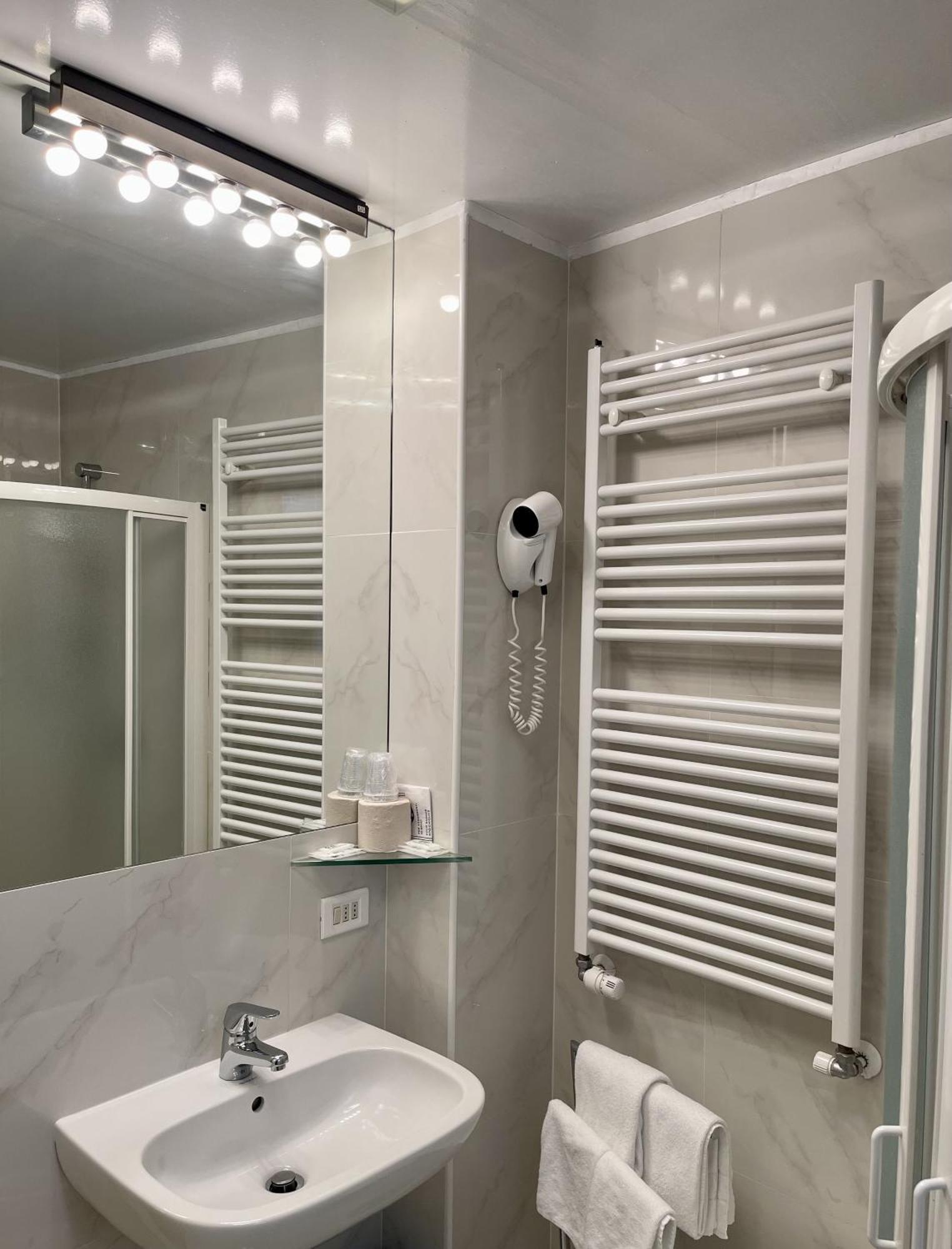 Europa Fiera Rho Hotel Bagian luar foto