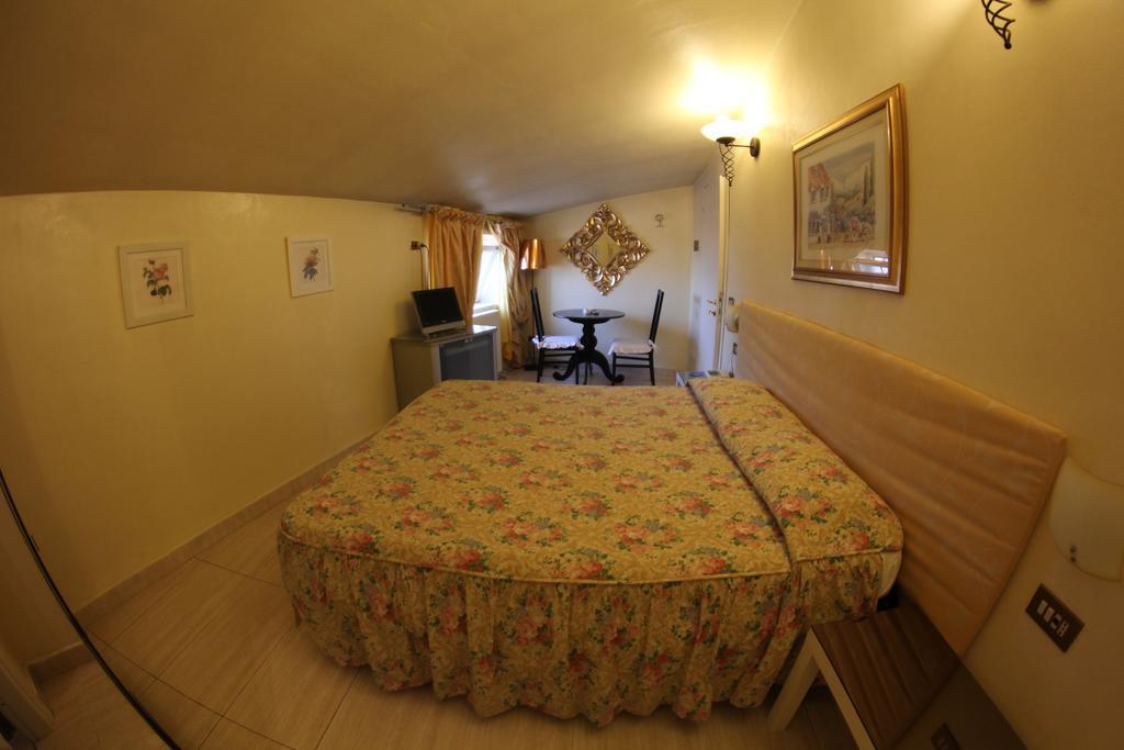 Europa Fiera Rho Hotel Ruang foto