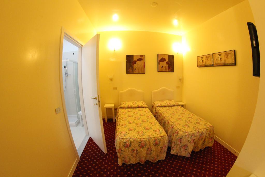 Europa Fiera Rho Hotel Ruang foto