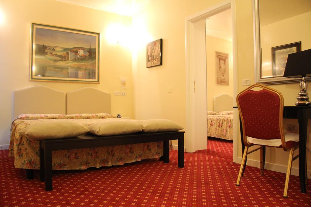 Europa Fiera Rho Hotel Ruang foto